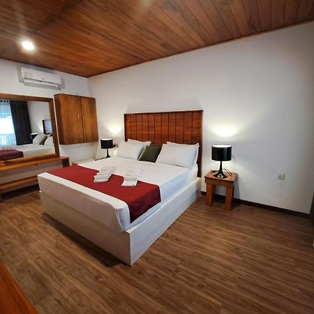 One World Mirissa Hotell Exteriör bild
