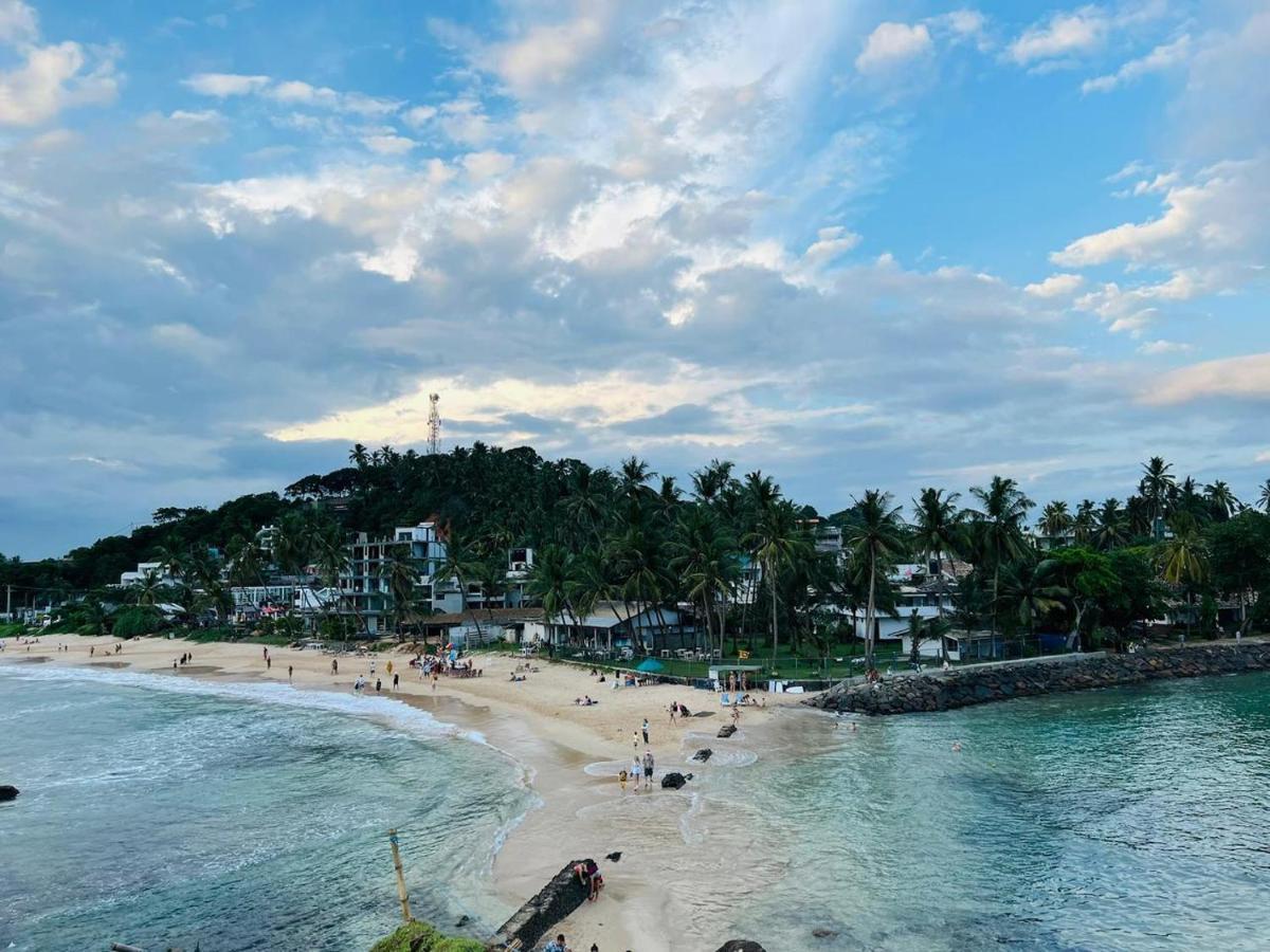 One World Mirissa Hotell Exteriör bild