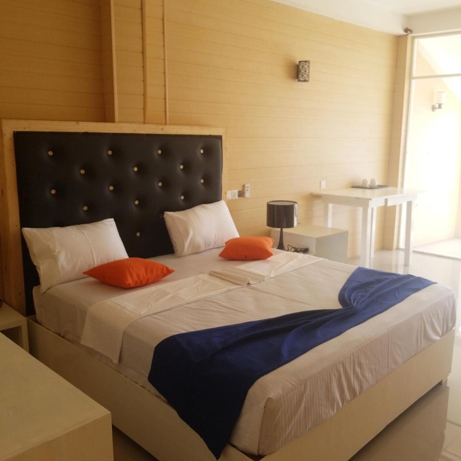 One World Mirissa Hotell Rum bild