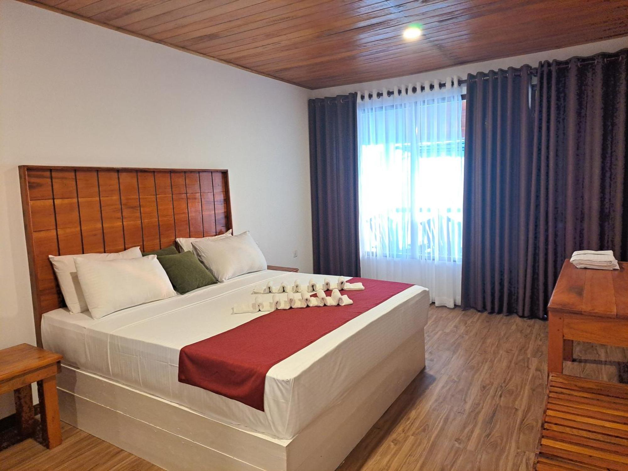 One World Mirissa Hotell Exteriör bild